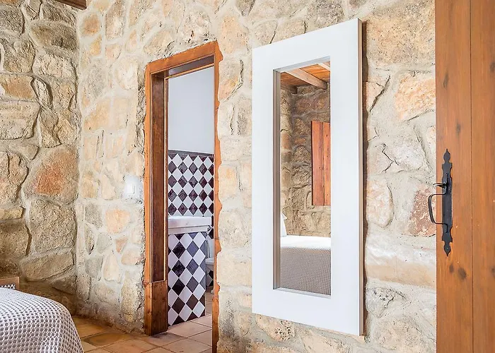 Casa Da Padeira - مزرعة للإقامة